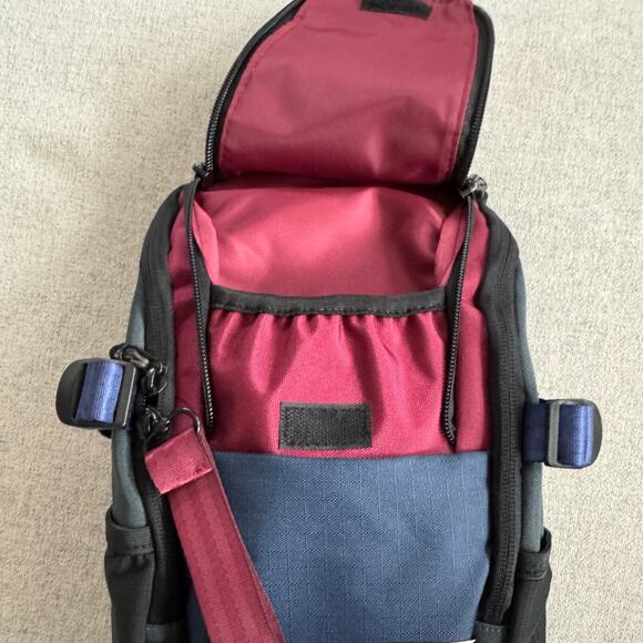 Disney Marvel Avengers 60th Anniversary Sling Bag Backpack - Picture 7 of 11